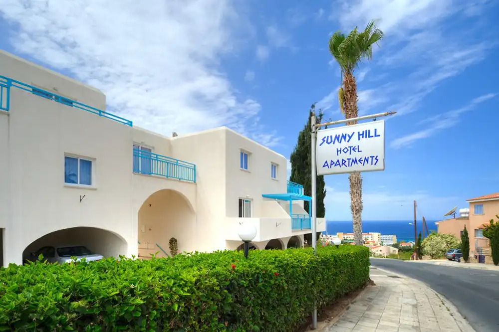 SUNNY HILL HOTEL APTS